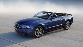 Ford Mustang Convertible #7027446