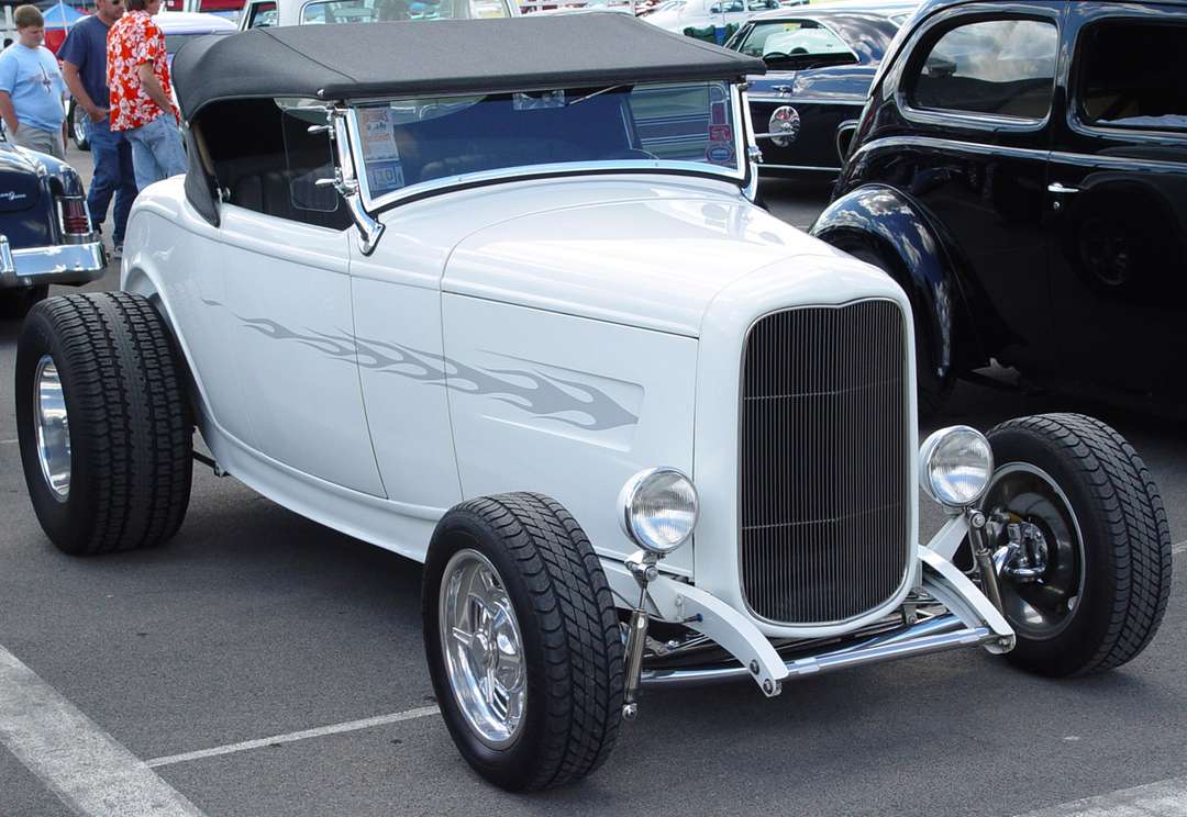 Ford Roadster #7413786