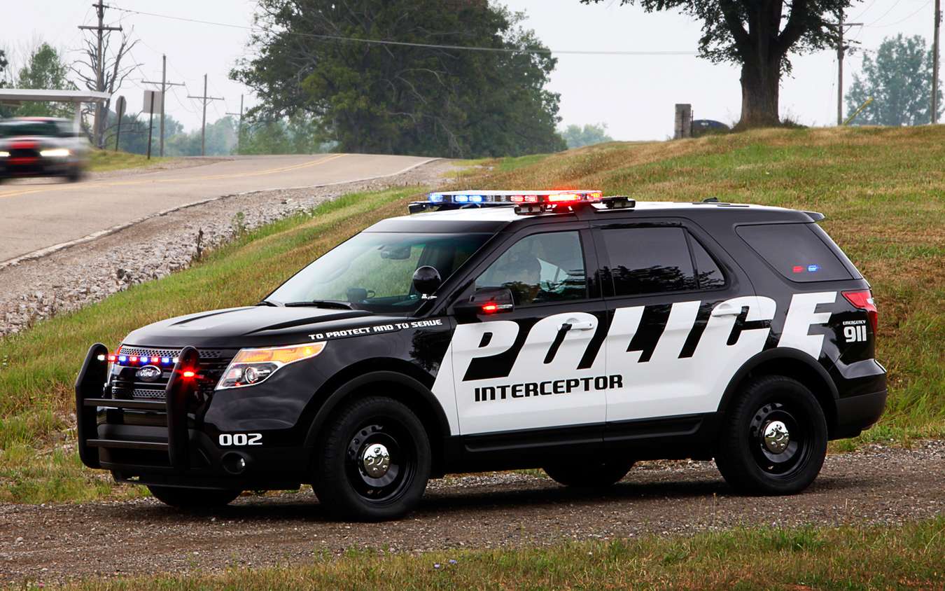 Ford Police Interceptor #8695328