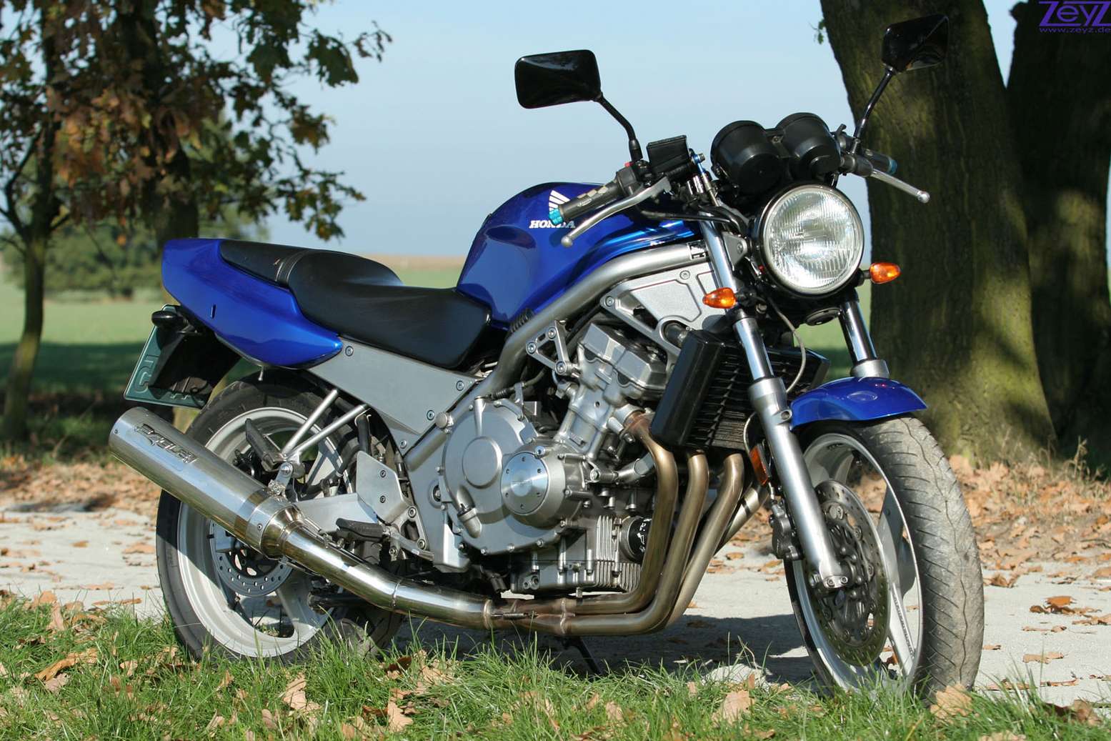 Honda CB-1 #9772456