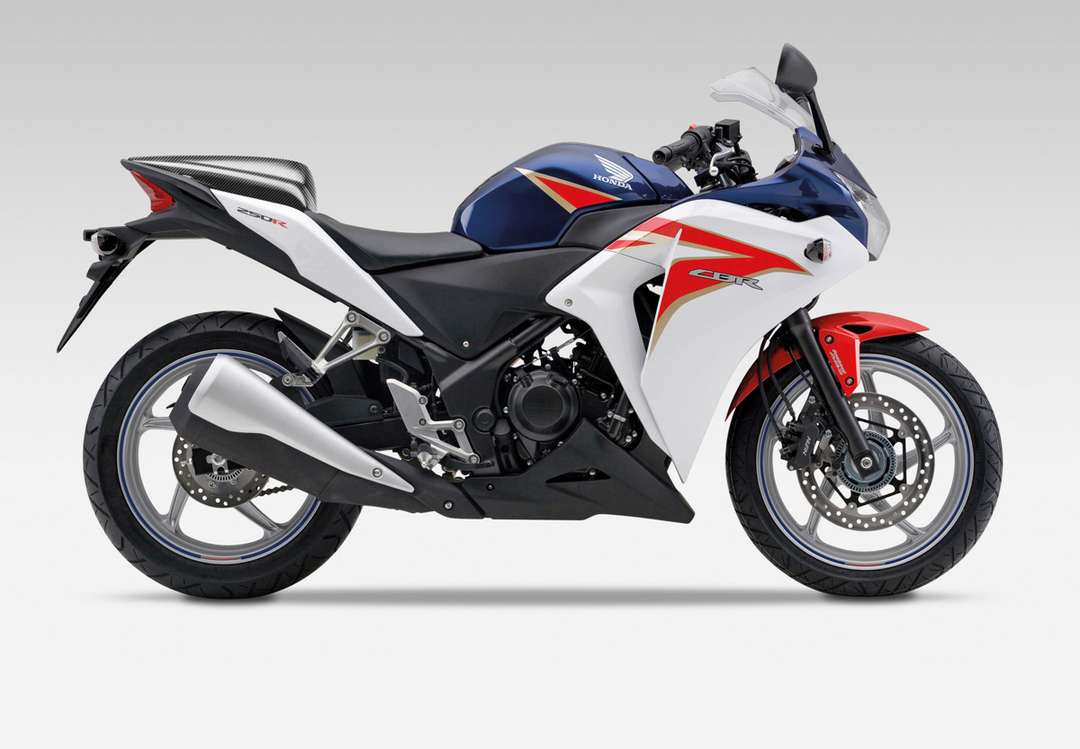 Honda_CBR_250_R