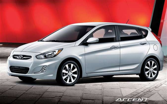 Hyundai Accent hatchback #8663124