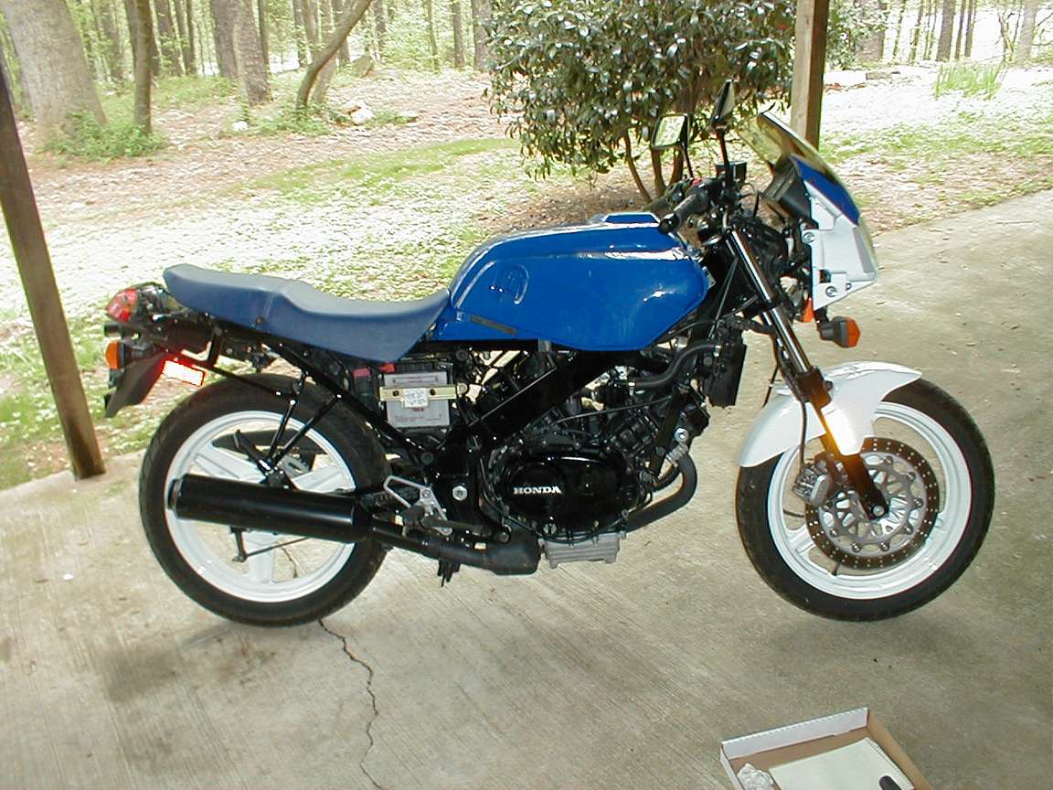 Honda_VTR_250