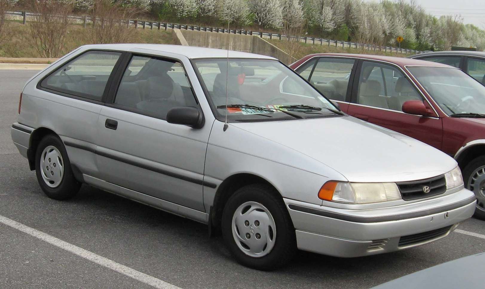 Hyundai_Excel