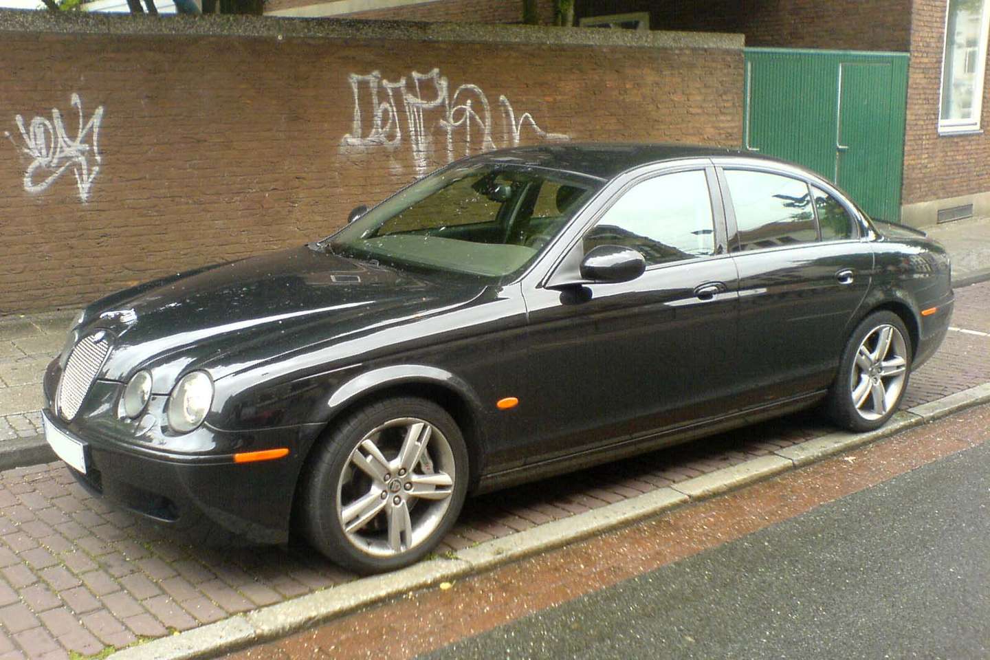 Jaguar_S-Type