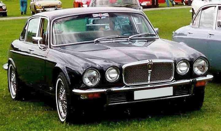Jaguar_XJ12