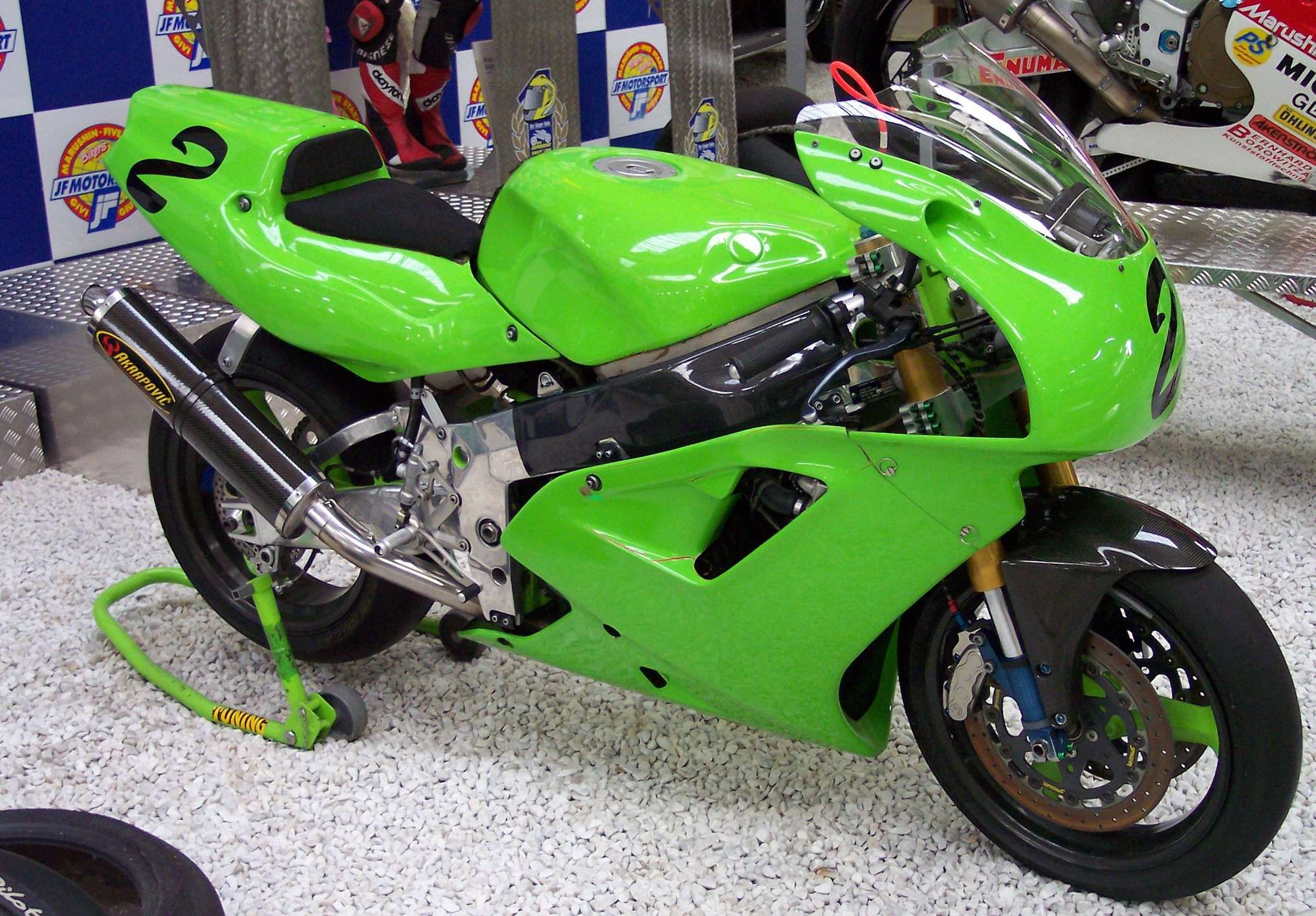 Kawasaki ZXR 750 #9542747