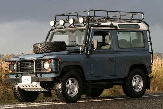 Land-Rover 90 #7994363