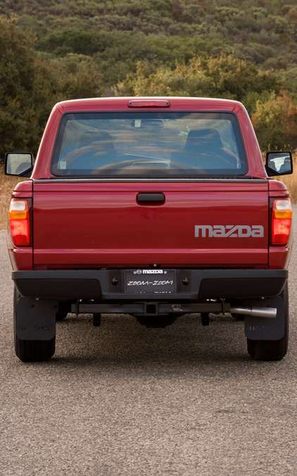 Mazda B2300 #7099079