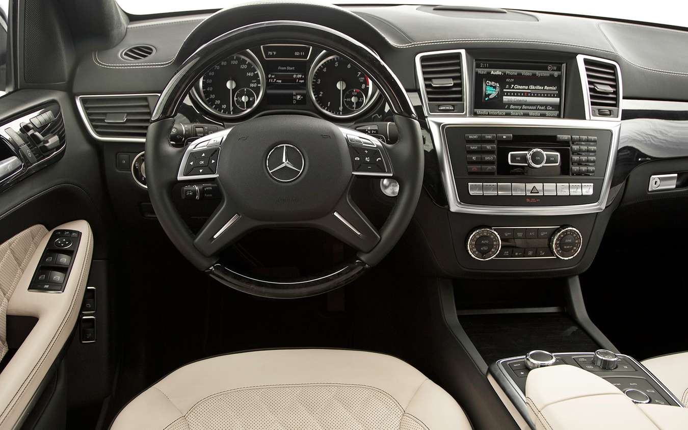 Mercedes-Benz GL450 #7835235