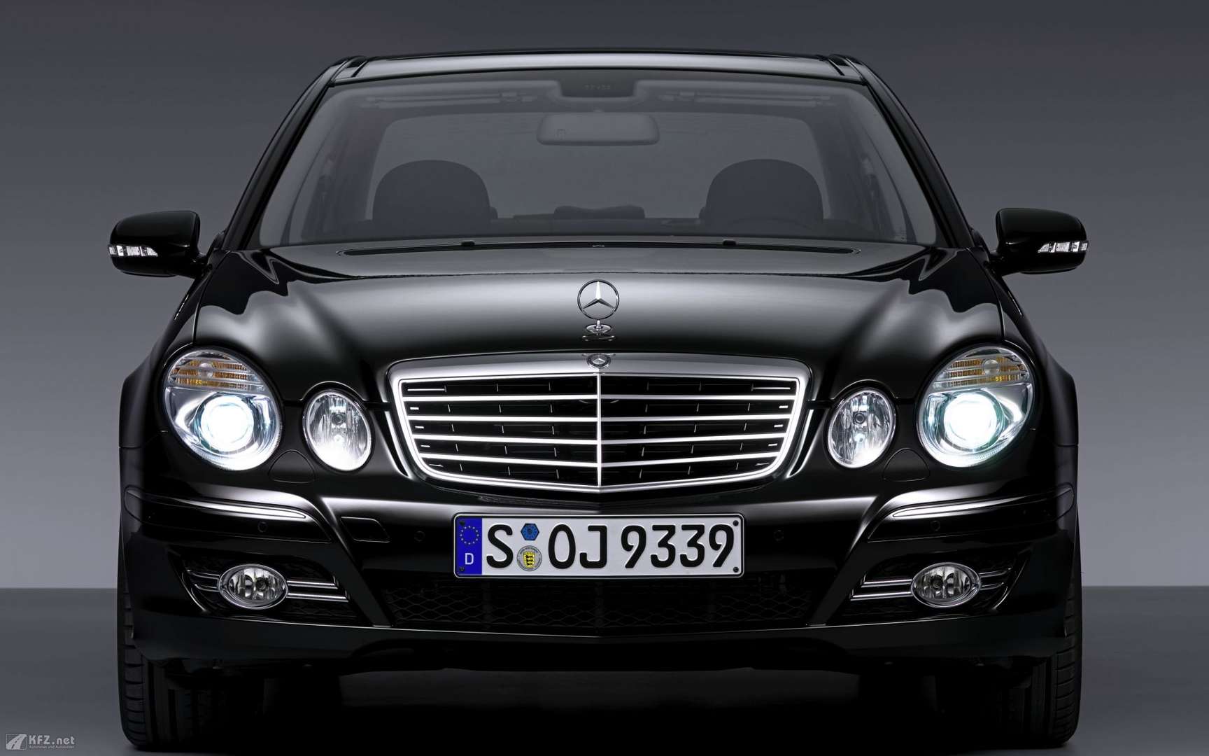 Mercedes-Benz E-Klasse #9307570