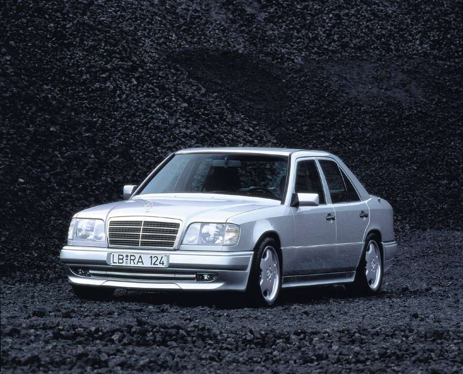 Mercedes-Benz W124 #8312429