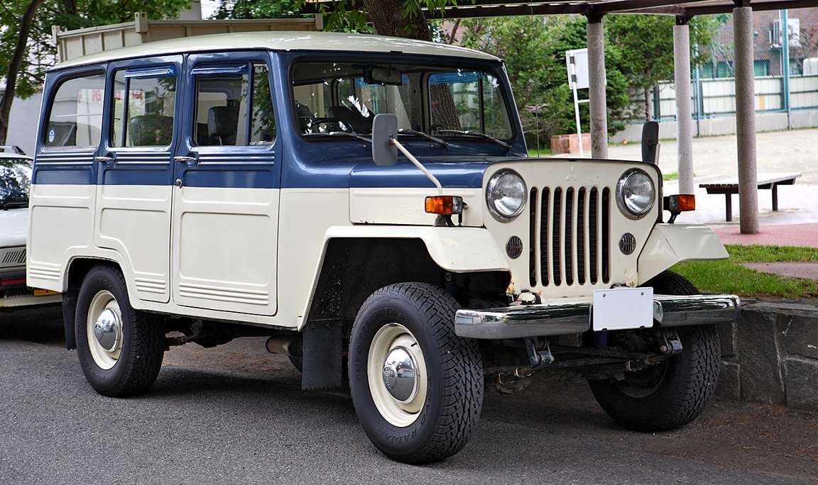 Mitsubishi_Jeep