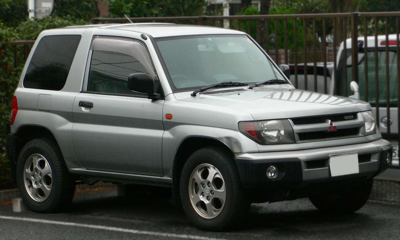 Mitsubishi Pajero iO #9862389