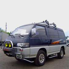 Mitsubishi Van #9553303
