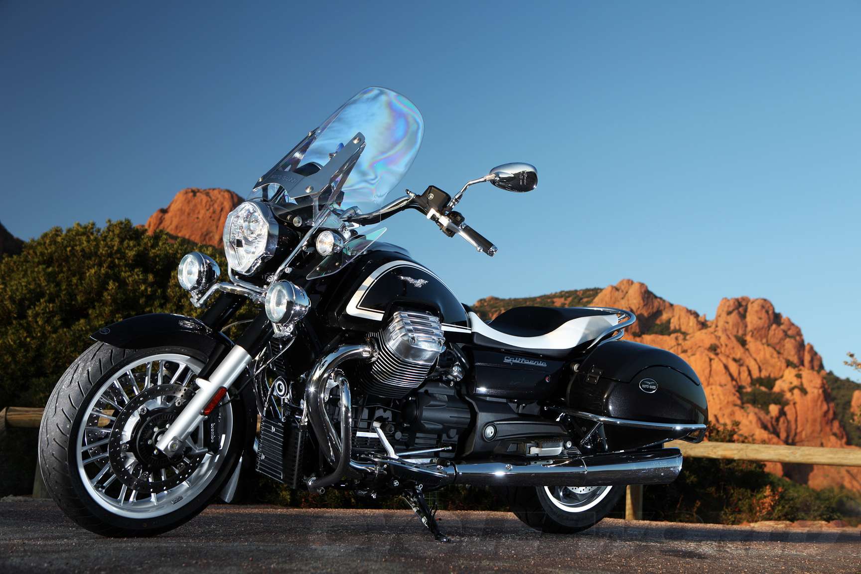 Moto Guzzi California #9844191
