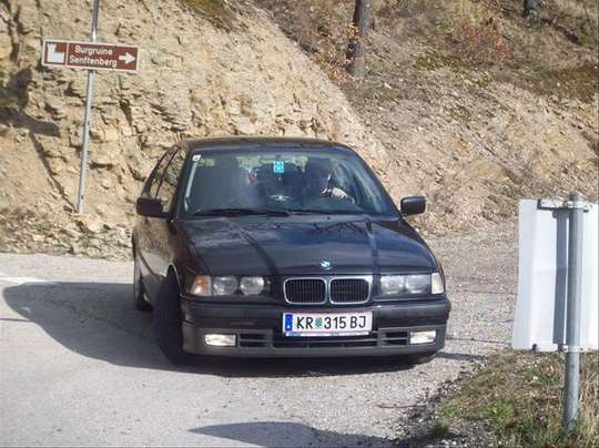 BMW_318_TDS