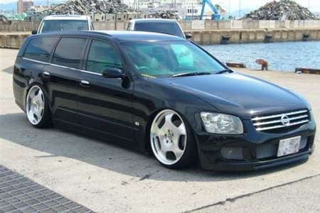 Nissan_Stagea