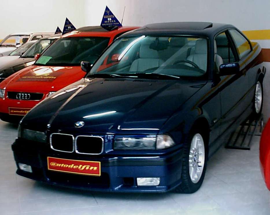 BMW_318_is
