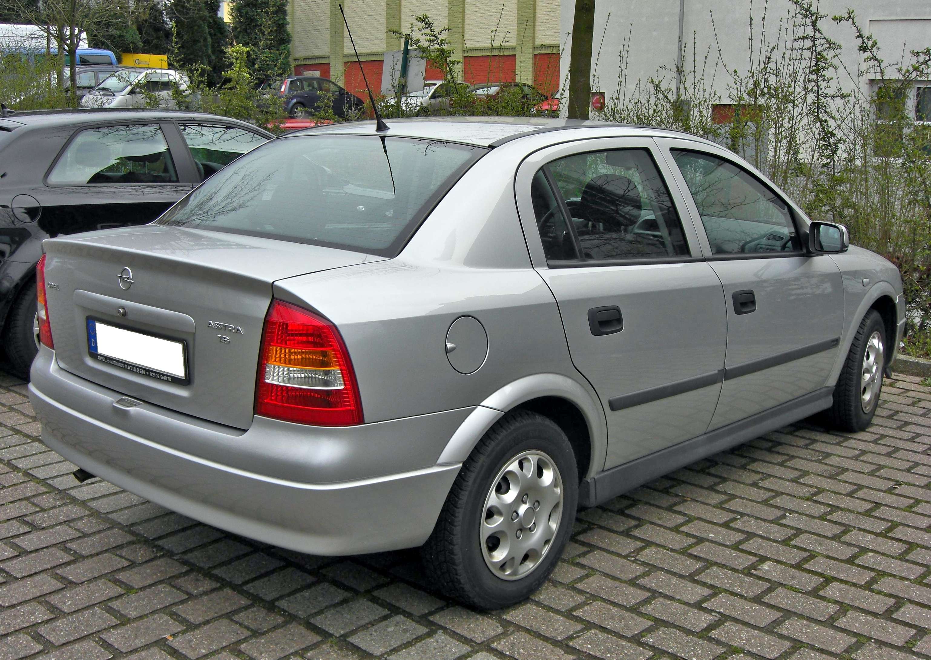 Opel Astra Classic #9048298