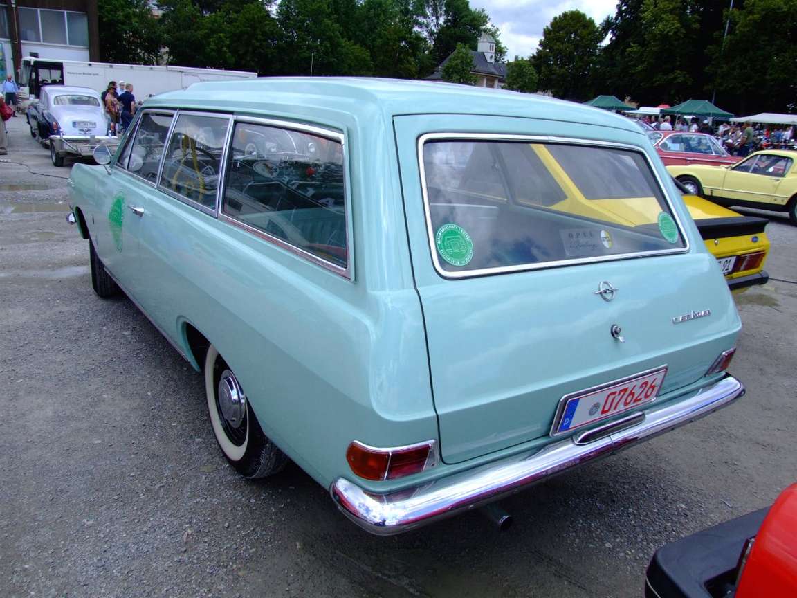 Opel Caravan #8379755
