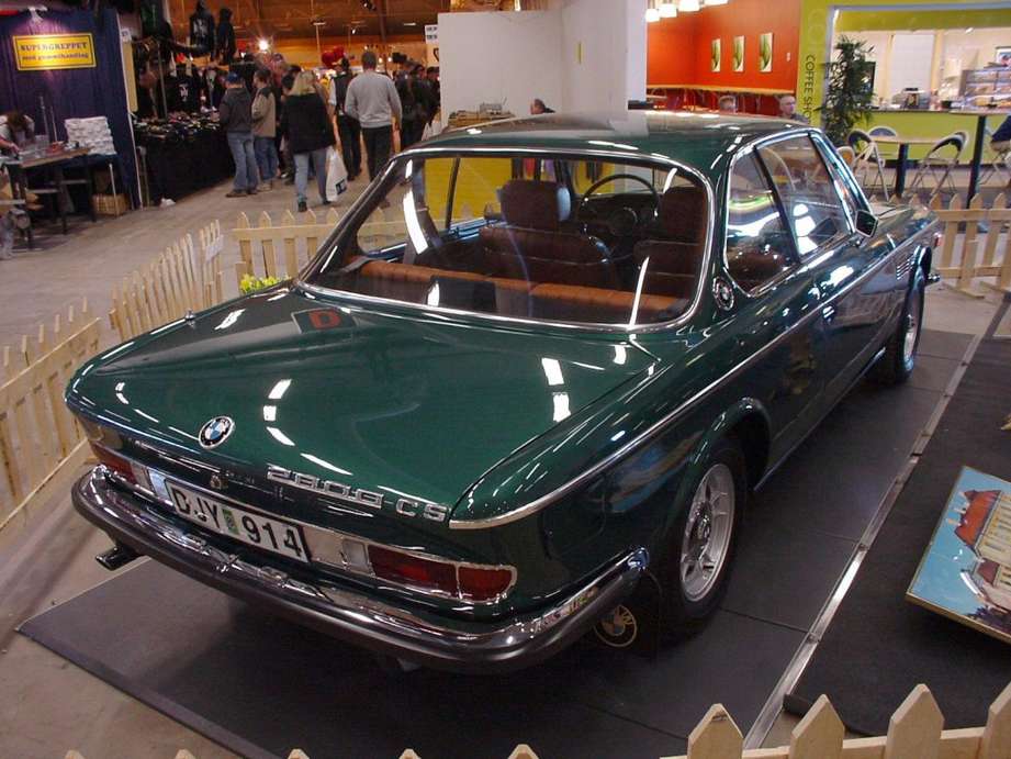 BMW_2800