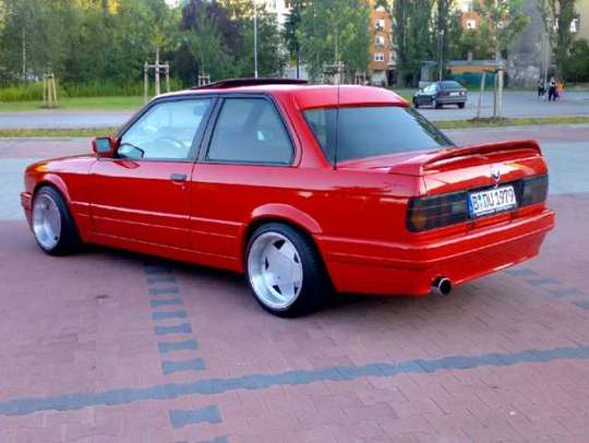 BMW_318iS