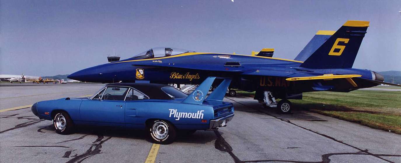 Plymouth_Road_Runner
