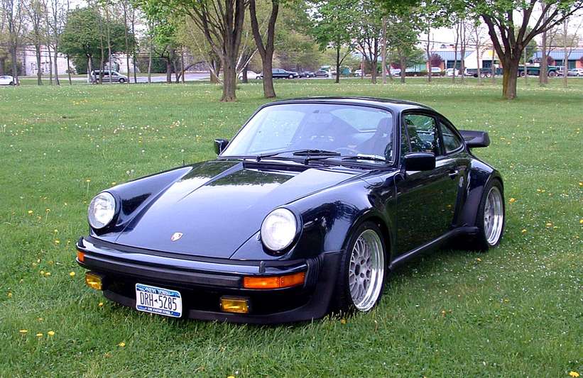 Porsche_930_Turbo