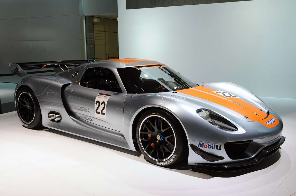 Porsche_918_RSR