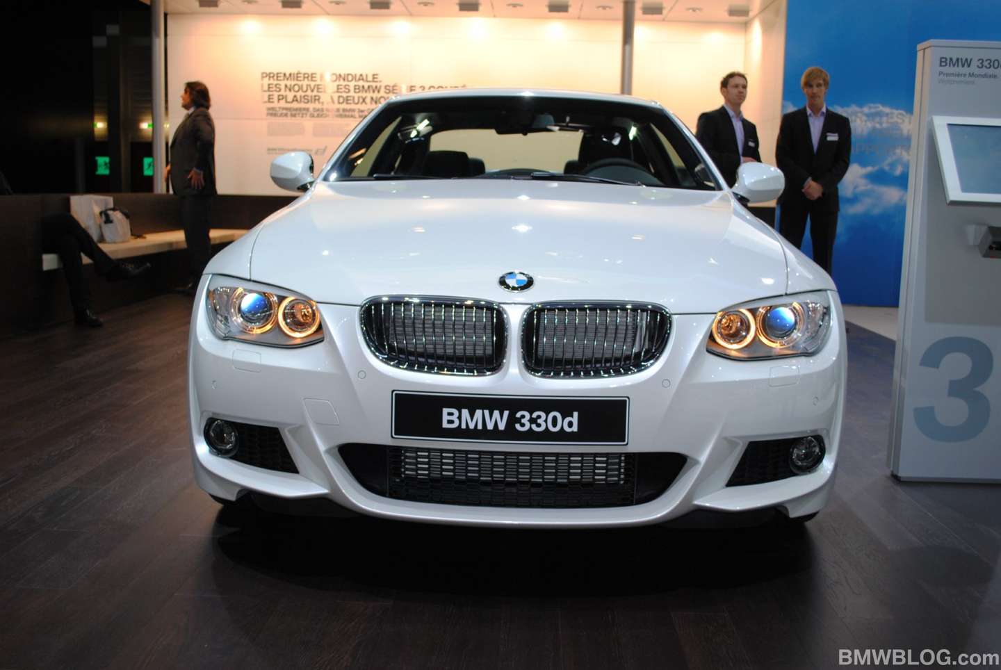 BMW_320_Coupe