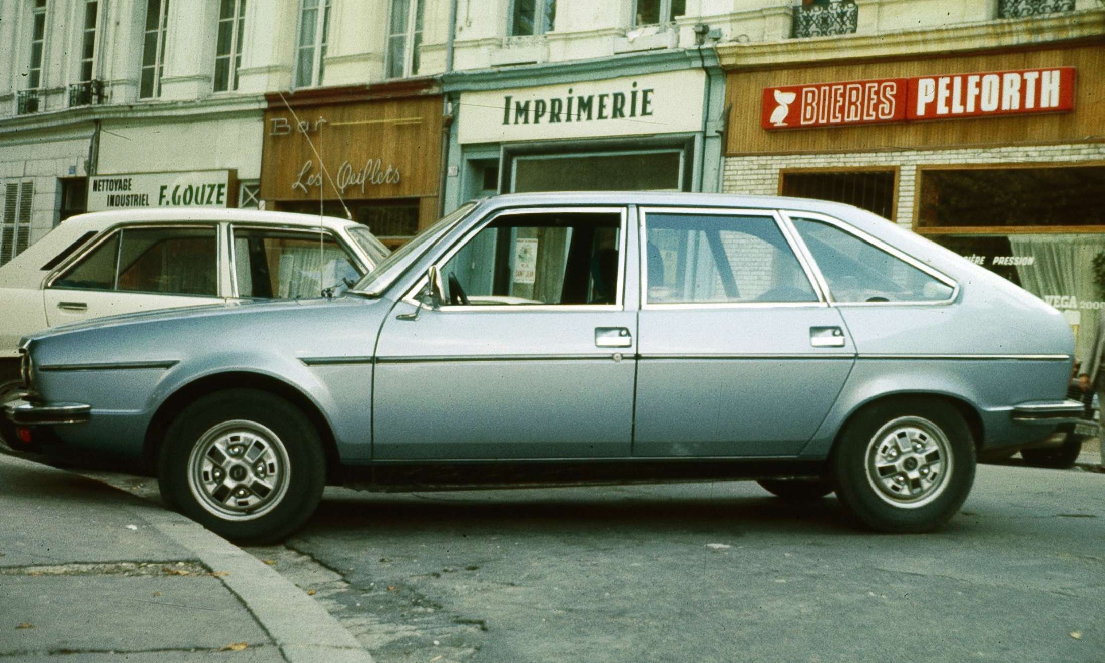 Renault 30 #8915237
