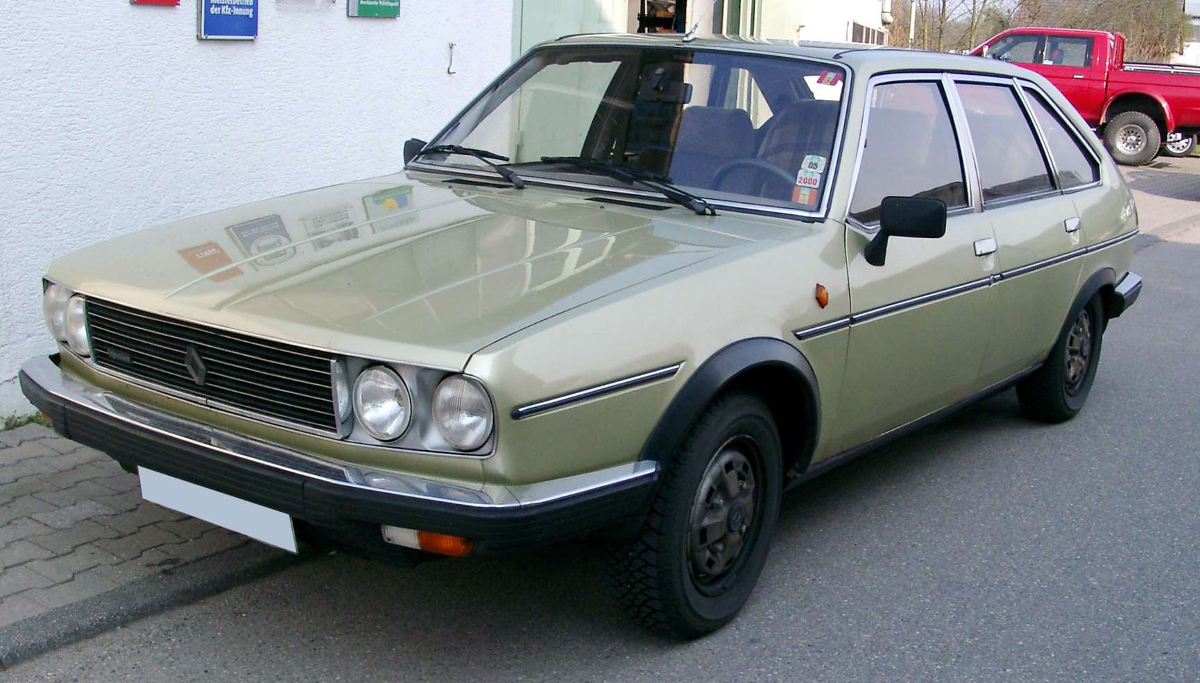 Renault_30