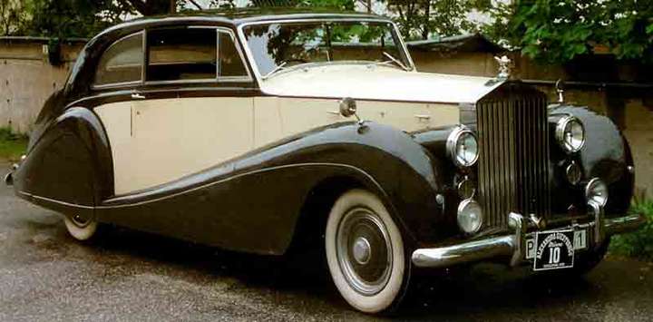 Rolls-Royce Silver Wraith #8839151