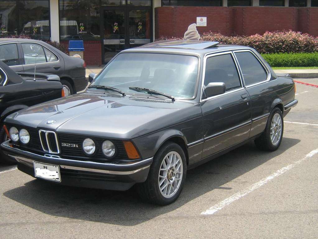 BMW_323i