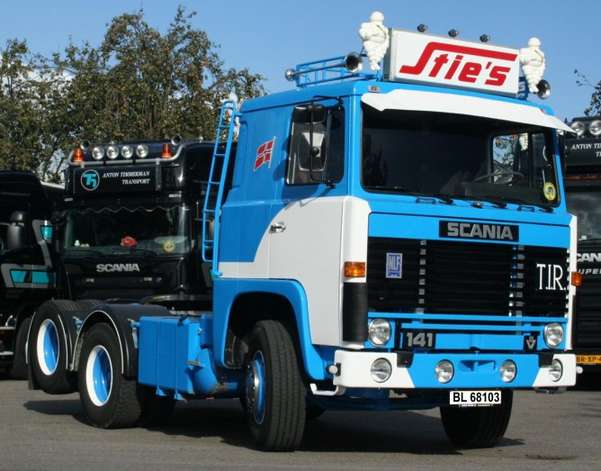 Scania_141