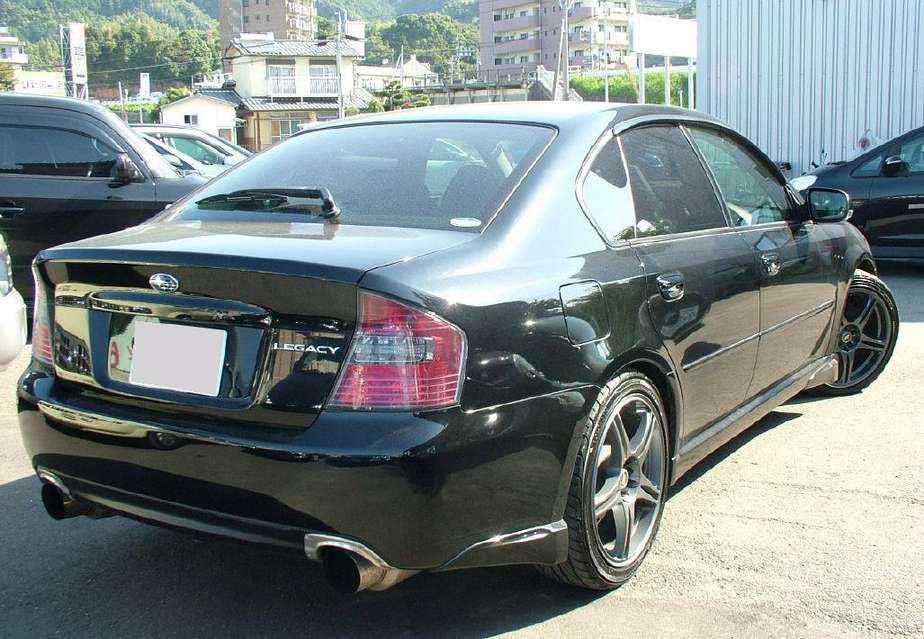 Subaru_Legacy_GT