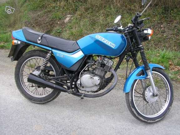 Suzuki GS 125 #8653550