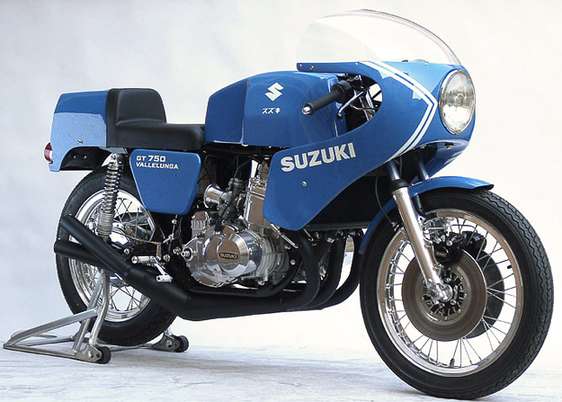 Suzuki_GT_750