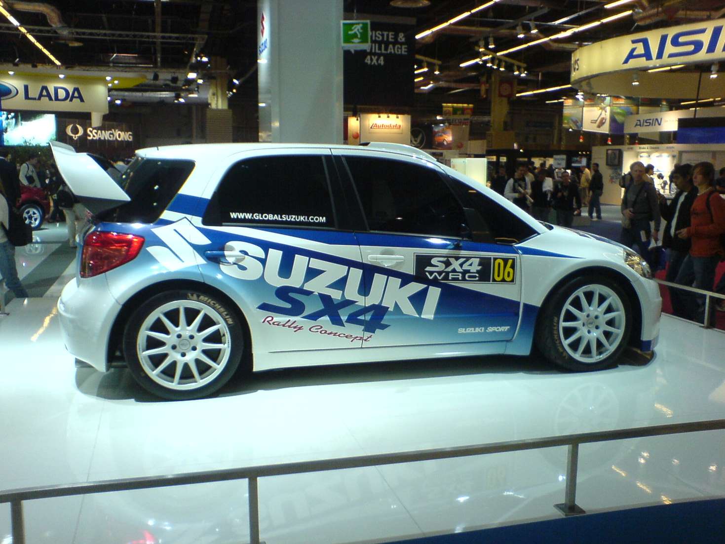 Suzuki_SX4