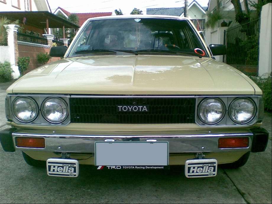 Toyota_Corolla_DX