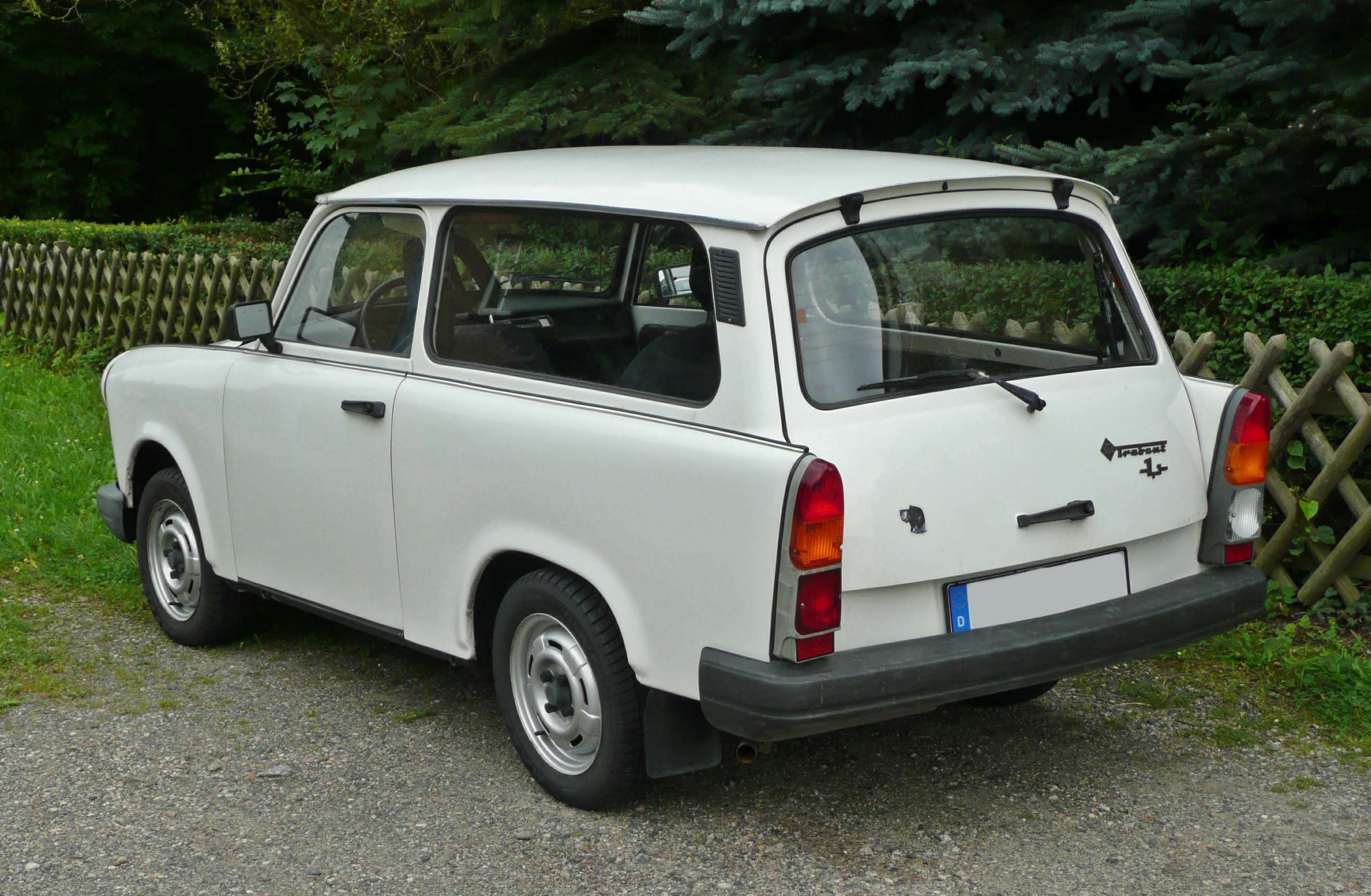 Trabant_11