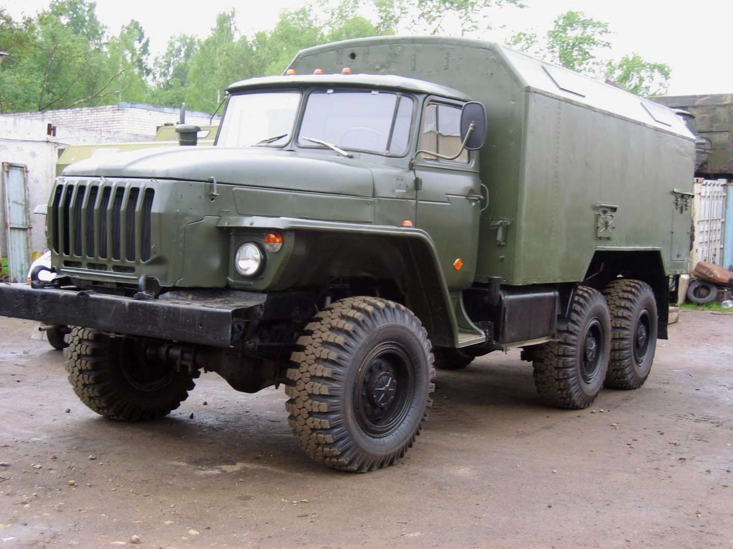 Ural_4320