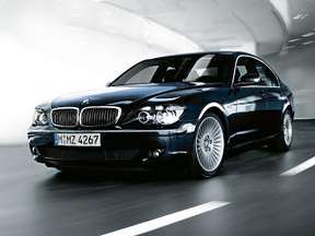 BMW 745i #9963952