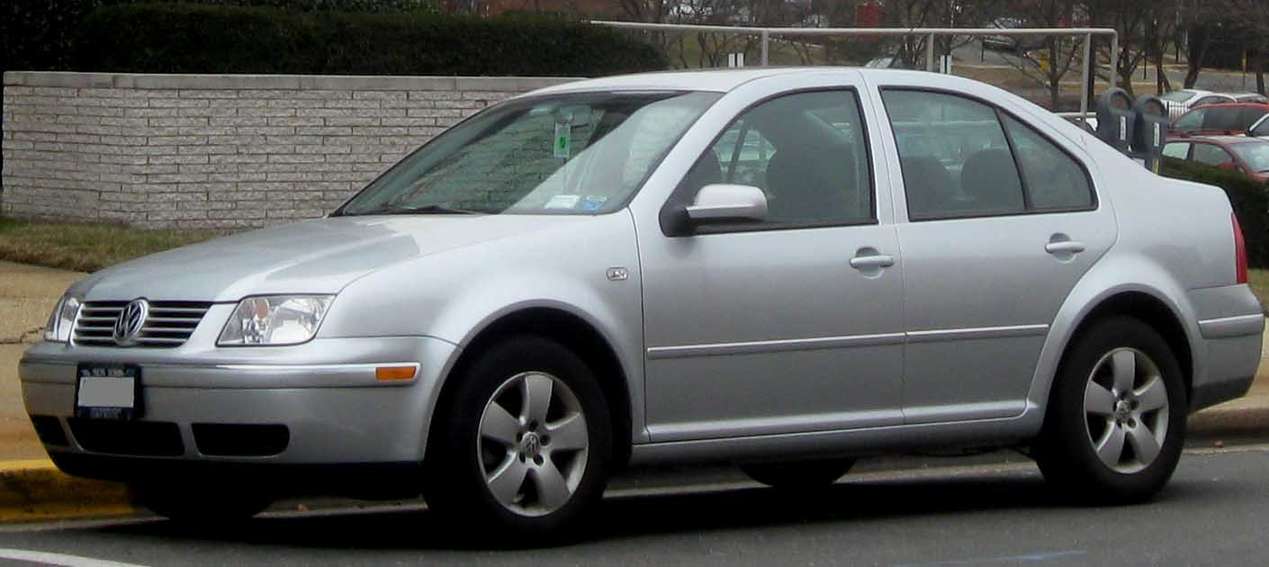 Volkswagen Jetta #9367603