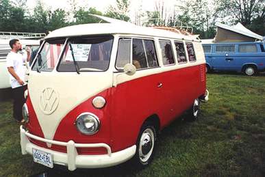 Volkswagen Van #7519478