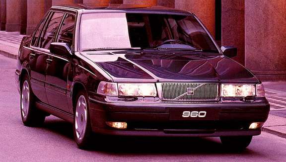 Volvo_S90