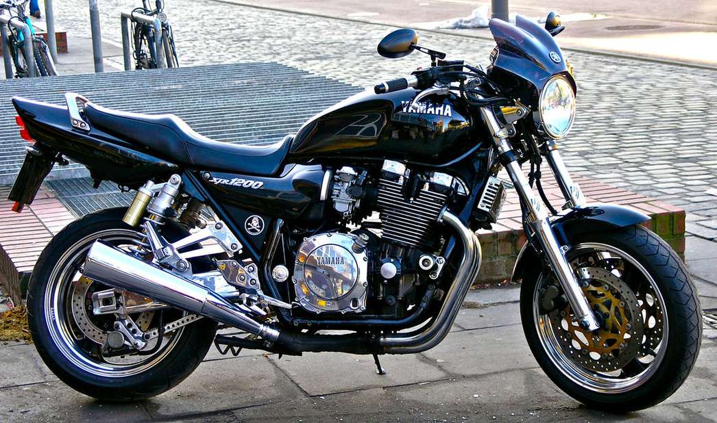 Yamaha XJR 1200 #7398409