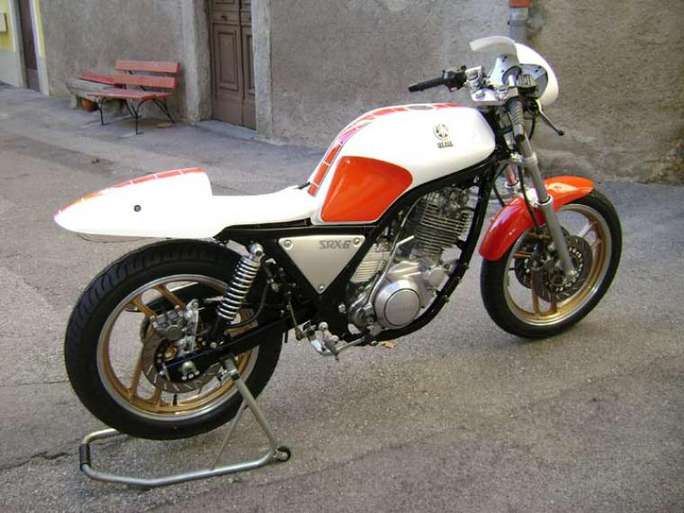 Yamaha SRX 600 #9996280