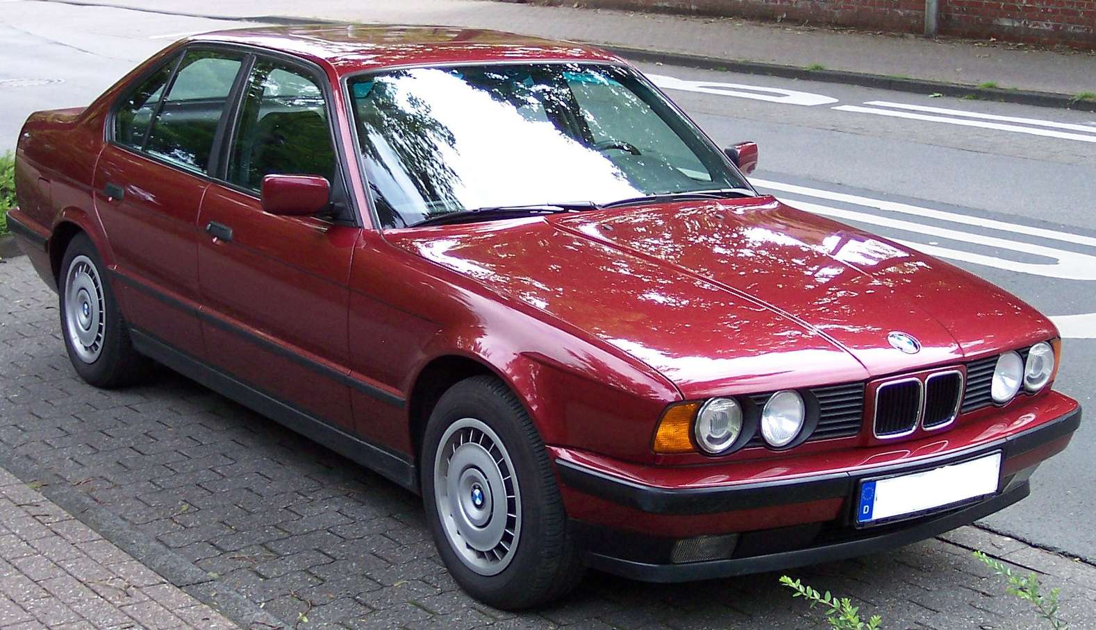 BMW Series 5 #8205256